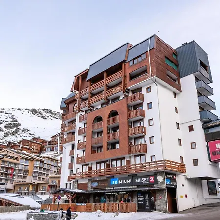 Altineige - Location: Joli De 26m2 Est Situe Au 6eme Etage Mae-9048