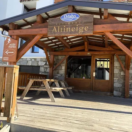 Altineige - Location: Joli De 26m2 Est Situe Au 6eme Etage Mae-9048 Apartment Val Thorens