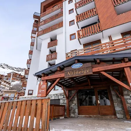 Altineige - Location: Joli De 26m2 Est Situe Au 6eme Etage Mae-9048